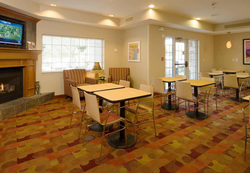Towneplace Suites By Marriott Bentonville Rogers Bagian luar foto