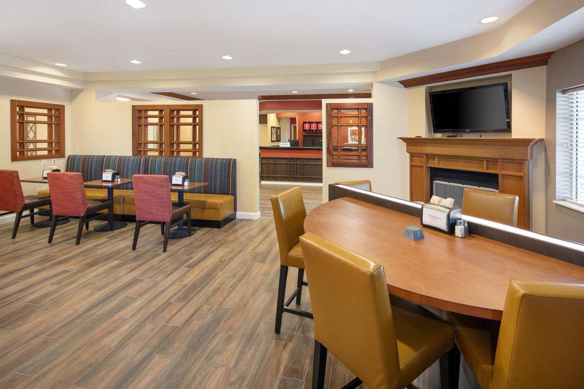 Towneplace Suites By Marriott Bentonville Rogers Bagian luar foto